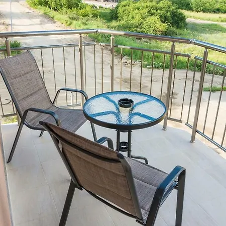 Petya Apartment *